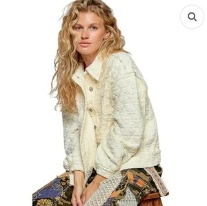 Women's Cream Quilted Jacket